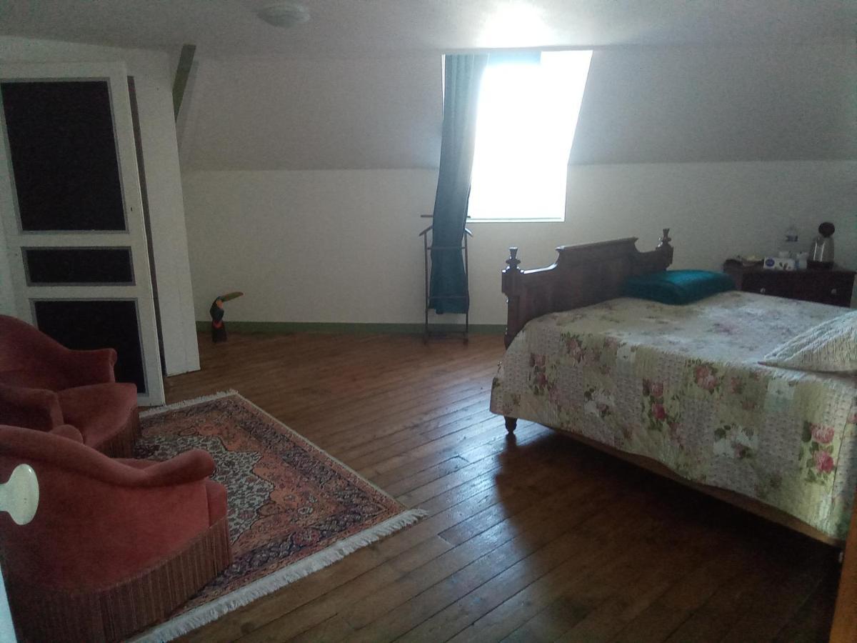 La Chambre De La Boule D 'Or Lanvallay Bagian luar foto